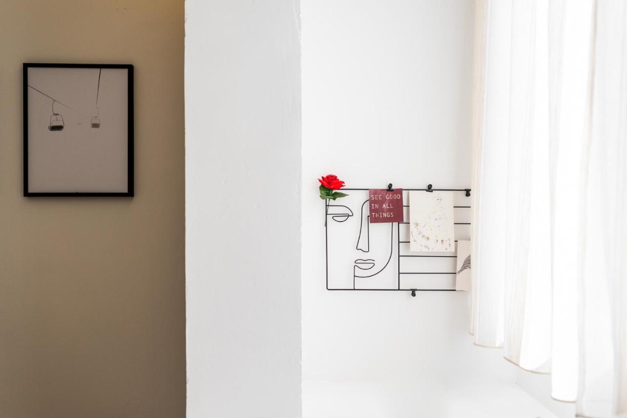 Apartamento Inteligente Con Vistas A La Alhambra Granada Luaran gambar